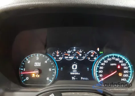 2017 Chevrolet Tahoe Premier z USA, uszkodzony, nr VIN 1GNSKCKC3HR265246